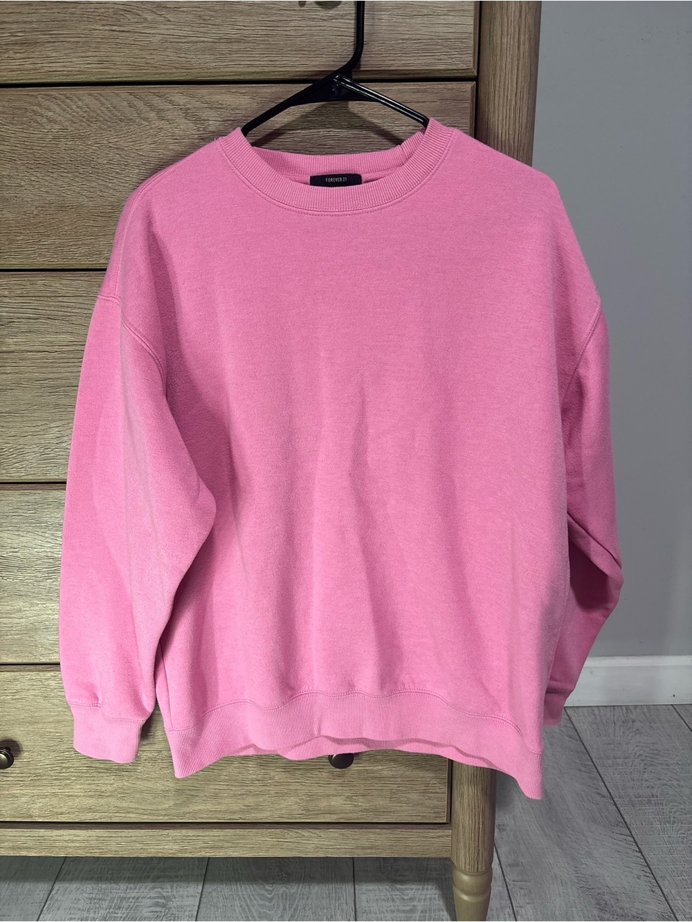 Forever 21 Bubblegum Pink Crewneck Sweatshirt